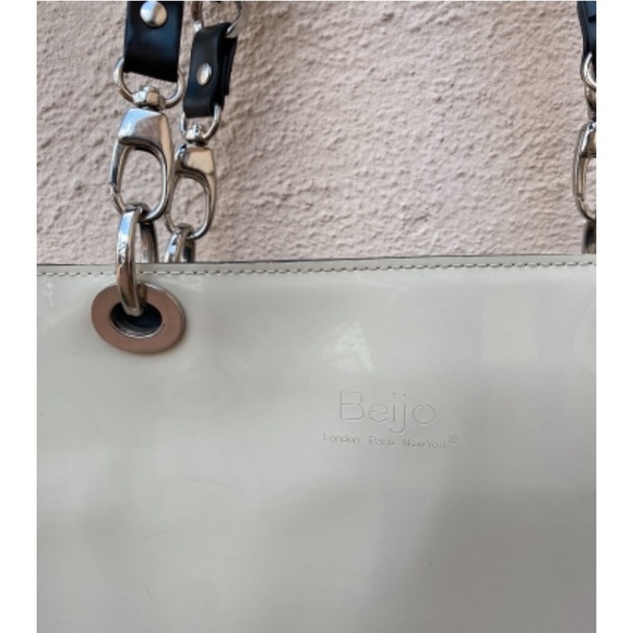 Beijo Glossy Square Tote Shoulder Bag - Picture 2 of 7